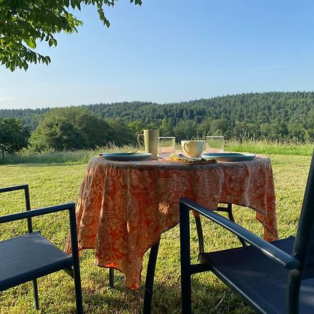 Bed and Breakfast Le Repaire De La Reveuse Saint-Frajou Exterior foto