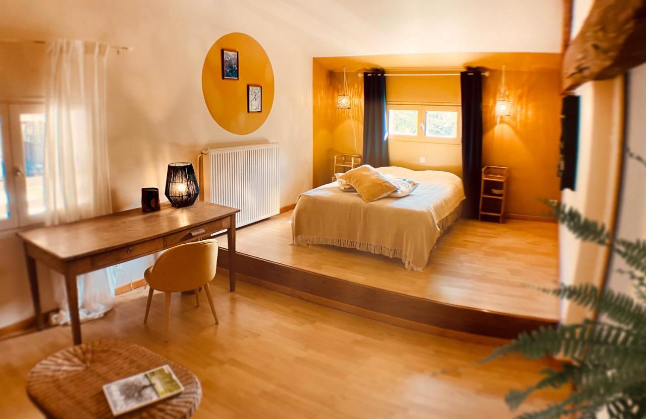 Bed and Breakfast Le Repaire De La Reveuse Saint-Frajou Exterior foto